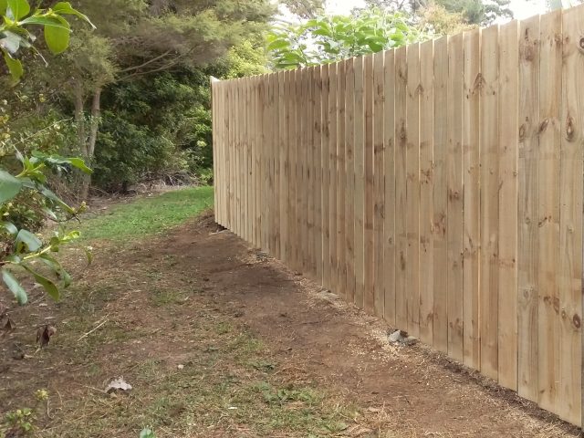 Why choose us to build your timber fence
